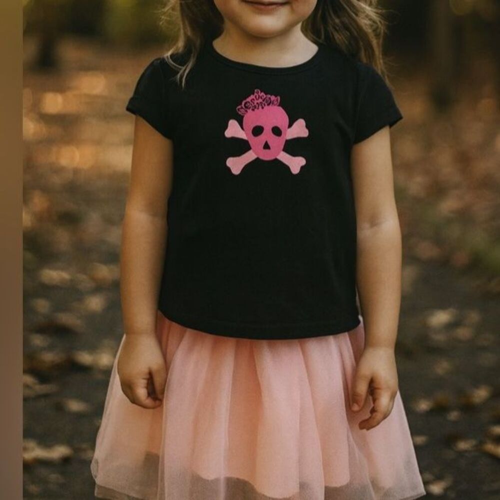 Girls XS 4/5 Black Tee Shirt Skull & Crossbones Top Pink Crown Halloween Punk
